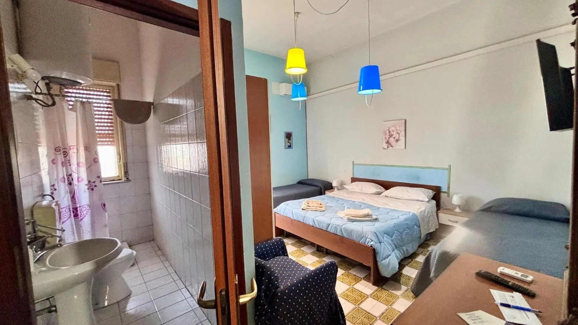 Room In Bb - Bb Minicurcu, Camere Doppie Santa Tecla